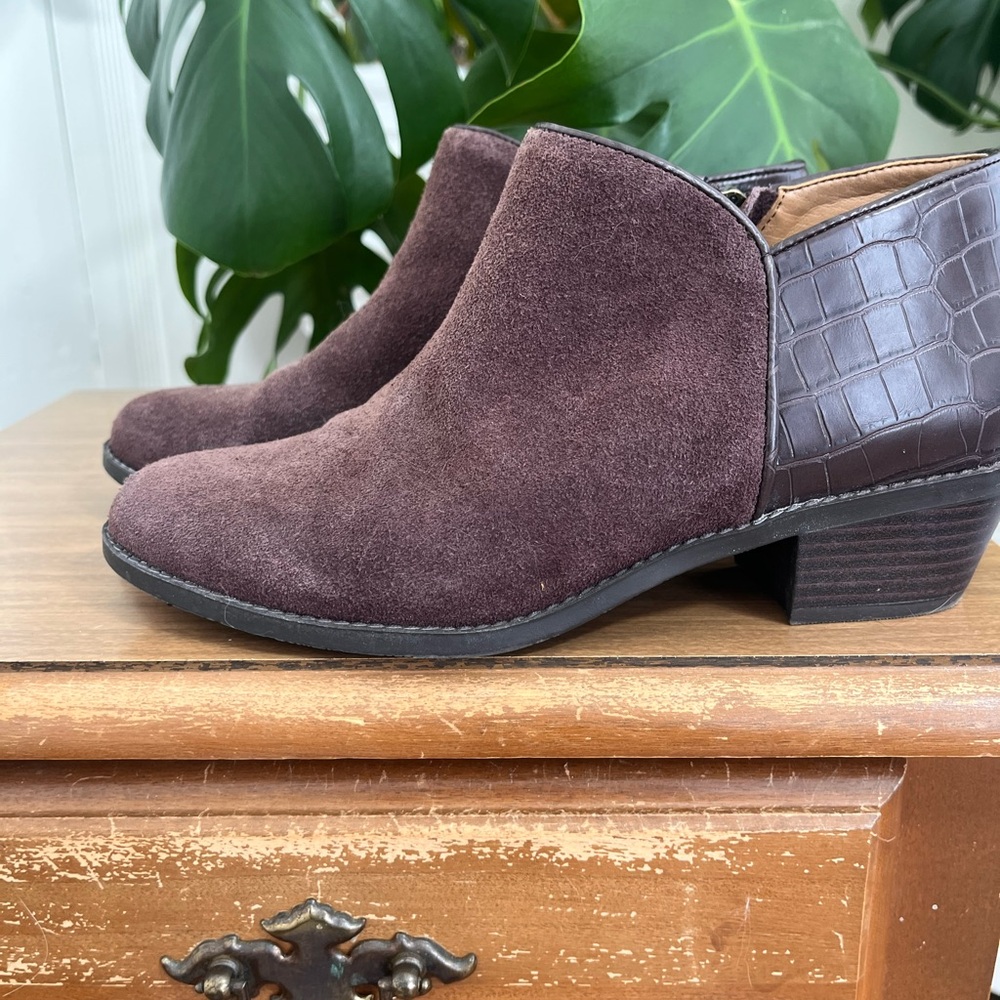 Vionic Womens Marissa Chocolate Ankle Boots Size 8 Medium (B, M)